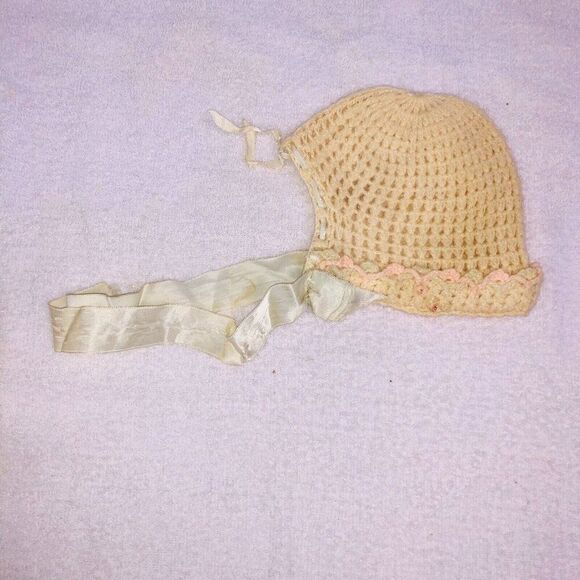 Vintage 50s Baby NB Cardigan Hand Made Bonnet Booties Cream Knit Ribbon Trim - Picture 6 of 9